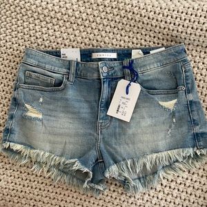 Boutique denim shorts NWT